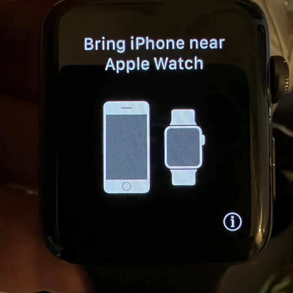 Apple Watch Series 2 42mm Space Grey Aluminum Original Packaging and Acessories - Picture 4 of 7